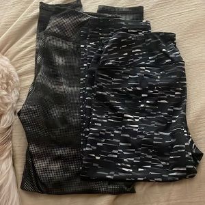 Lot of 2 Reebok active leggings